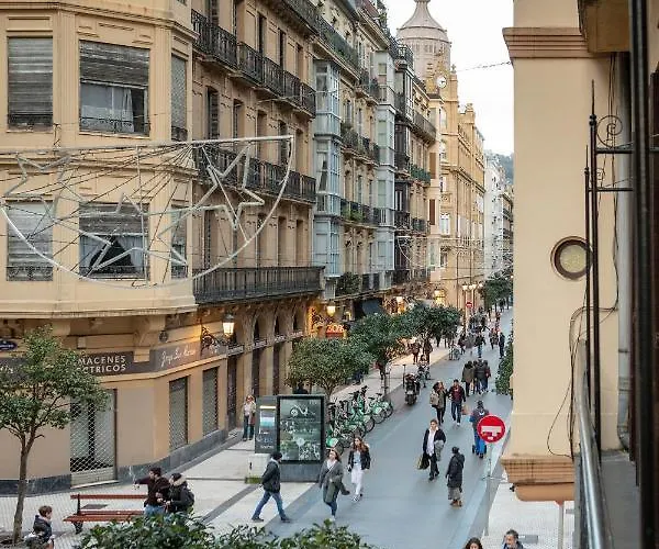 Luxurious By Sebastiana Group *