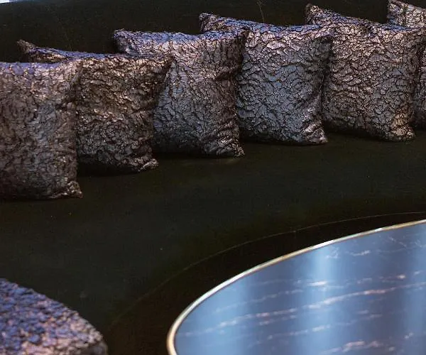 Luxurious By Sebastiana Group * 圣塞瓦斯蒂安